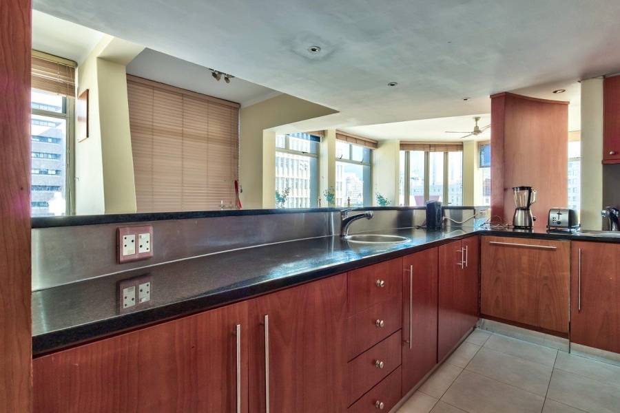 2 Bedroom Property for Sale in Cape Town City Centre Western Cape
